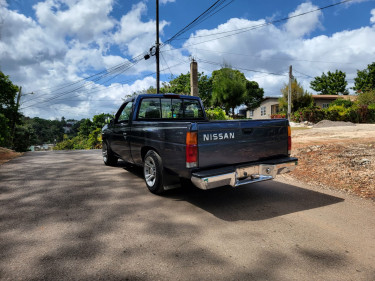 1994 Nissan Pickup