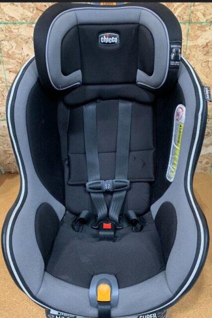 Chicco Convertible Carseat