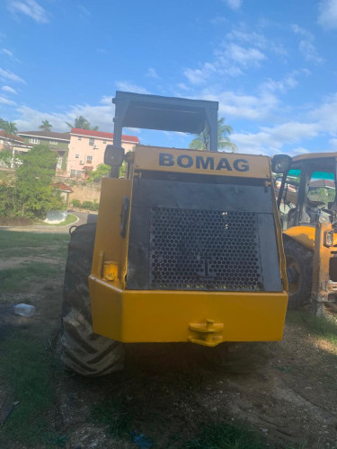 Bomag Smooth Drum Vibratory Roller / Compactor 