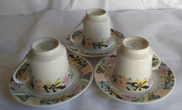 Floral Pattern Cups & Saucers-3 