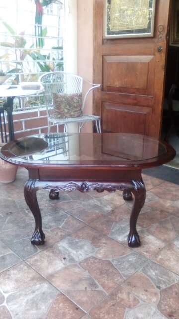 Lovely Mahogany Coffee Table With Glass Top