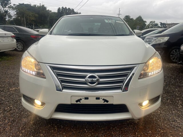 2017 NISSAN SYLPHY