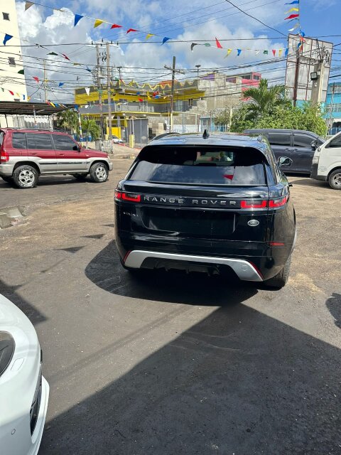 Range Rover Valar