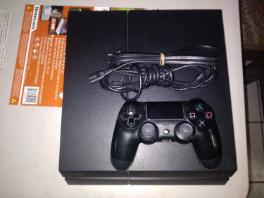 Sony PlayStation 4