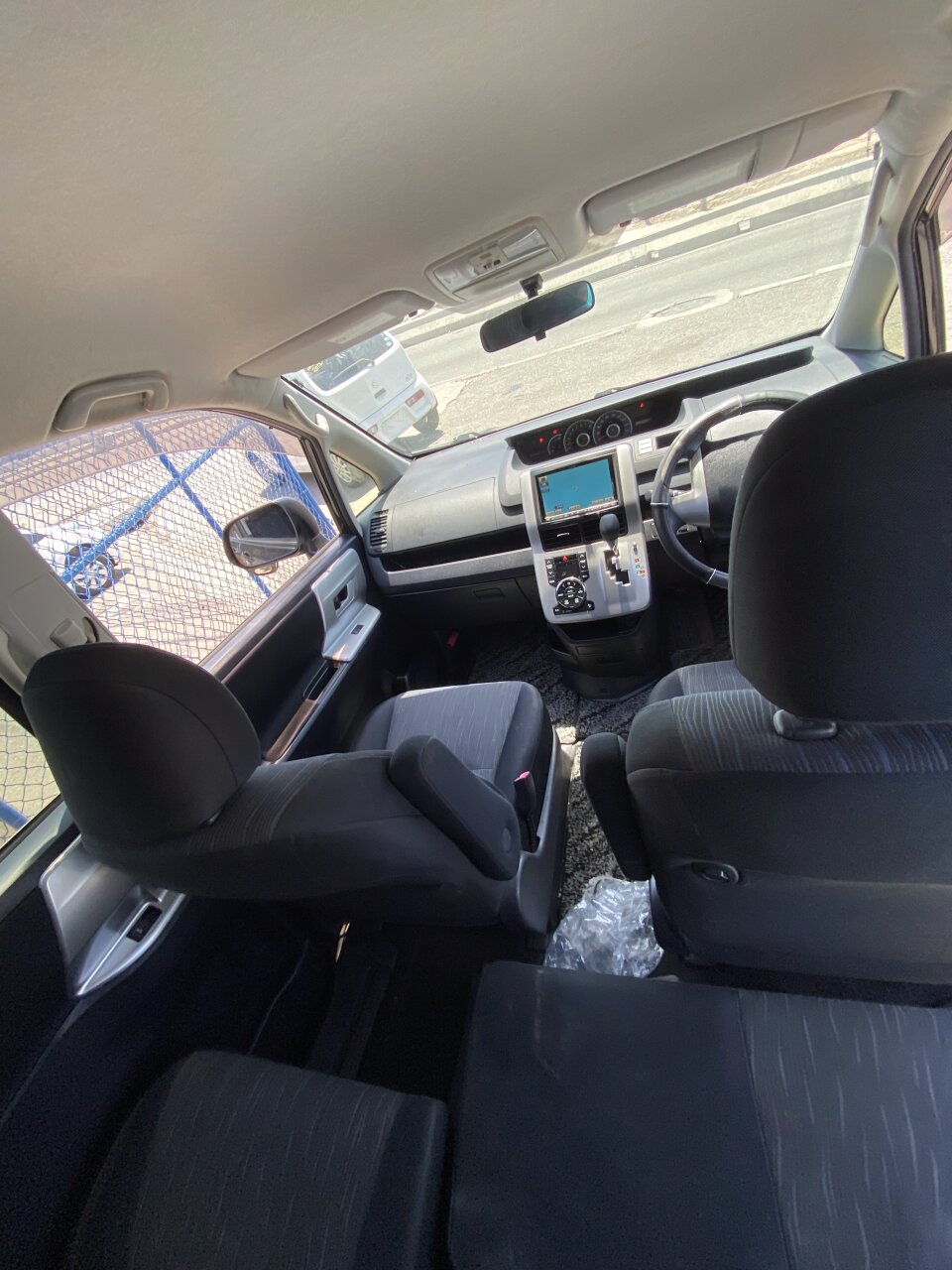 2011 Toyota Voxy?