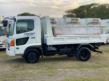 2005 HINO RANGER /5ton