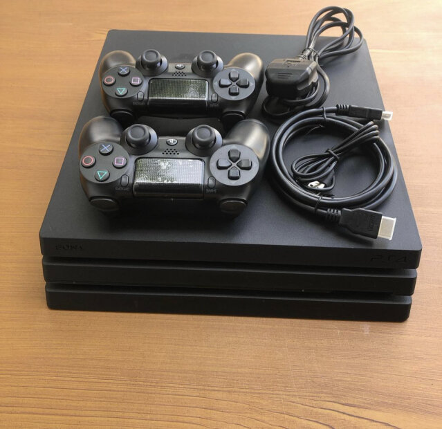 Sony Play Station 4 Pro 500GB