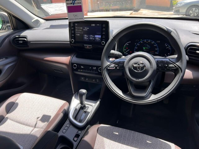 2022 TOYOTA Yaris CROSS