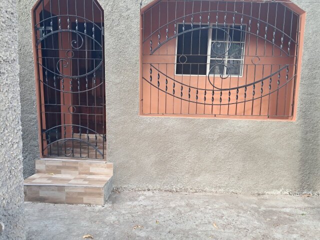 1 Bedroom Self Contained Studio Flat