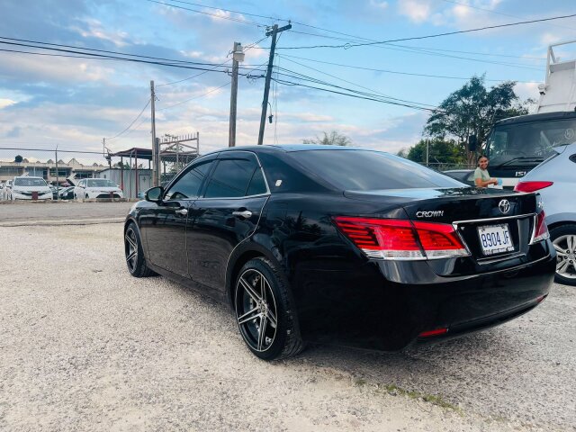 2015 TOYOTA CROWN