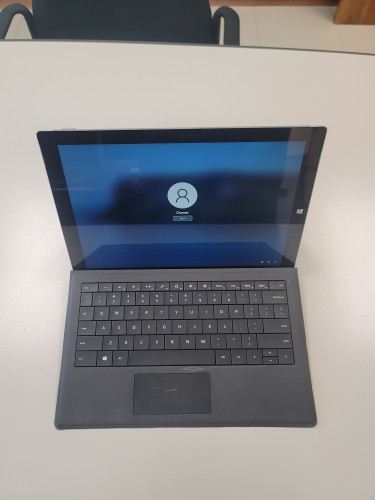 Microsoft Surface Pro 3 I5 4GB 128GB 2-in-1 Touch