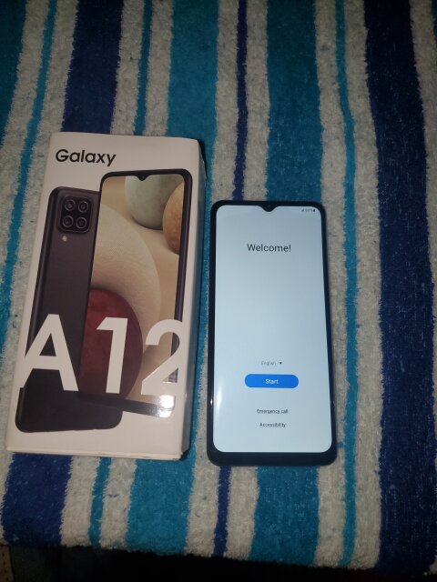 Samsung Galaxy A12 (32GB, 3GB) 6.5