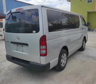 2015 Toyota Hiace Van