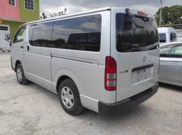 2015 Toyota Hiace Van