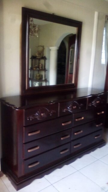 Lovely New 9 Drawer Cedar Dresser