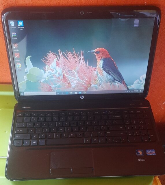 HP LAPTOP IN EXCELLENT CONDITION