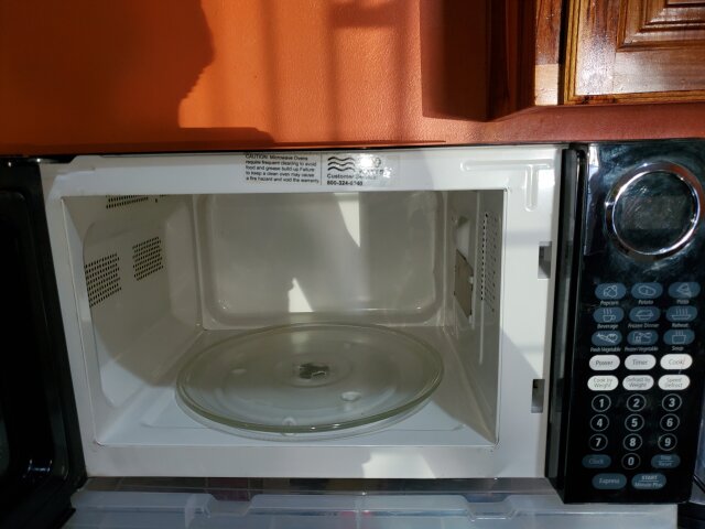 Excellent Condition Used Microwave. No Faults.