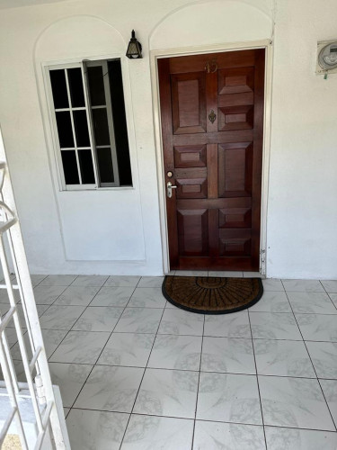 2 Bedroom, 1 And 1/2 Bathroom Townhouse For Rent