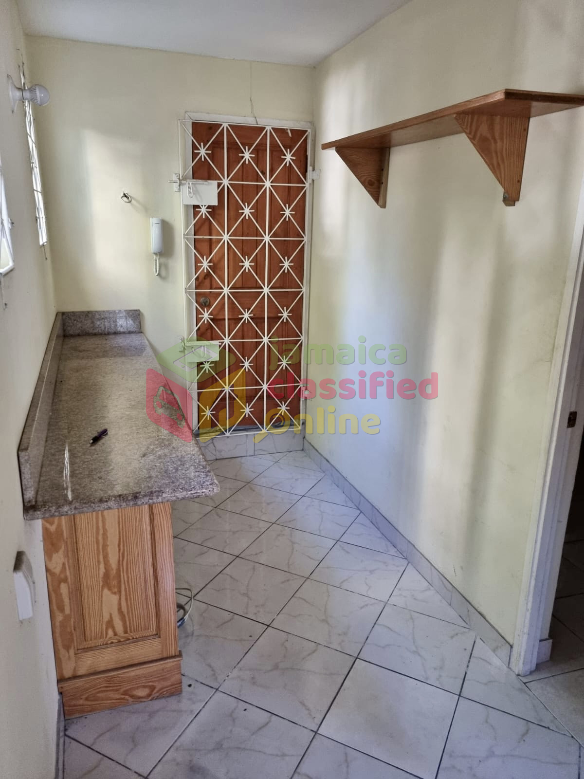 Unfurnished Bedroom Bath Apt In Mona For Rent In Mona Kingston St Andrew Apartments