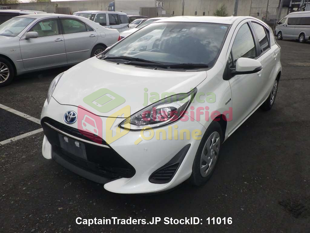 TOYOTA AQUA +81 80-6629-8899