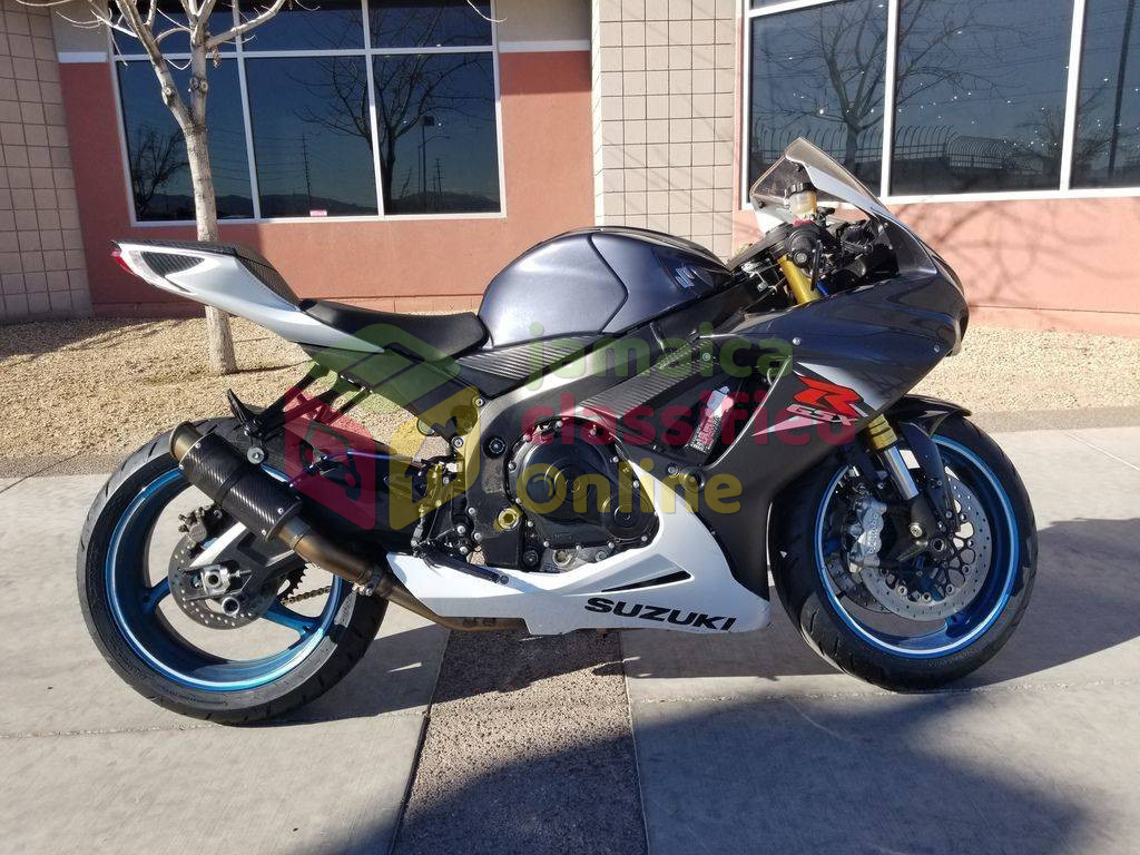 2015 SUZUKI GSX-R750
