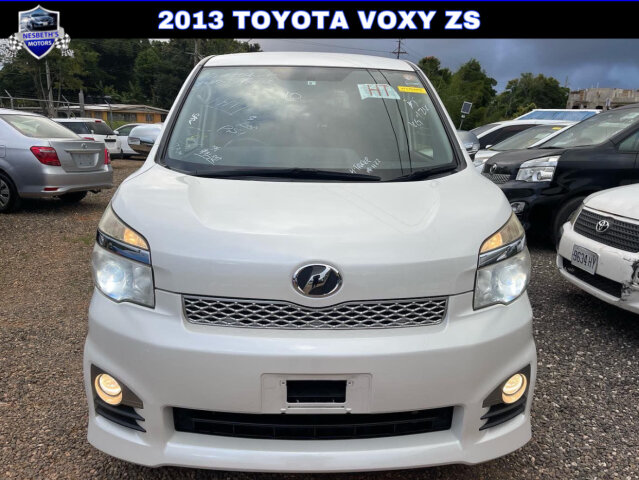 2013 TOYOTA VOXY ZS