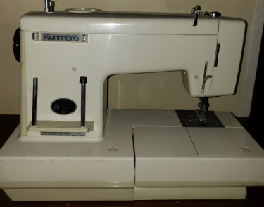 Big Deal!!! Criss Kenmore Sewing Machine W/cover