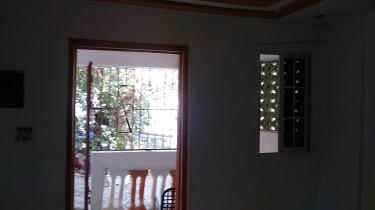 1 Bedroom Self-contained Flat/bathroom/ Verandah