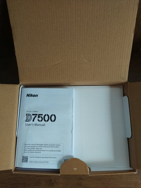 Nikon D7500 20.9MP Digital SLR Camera