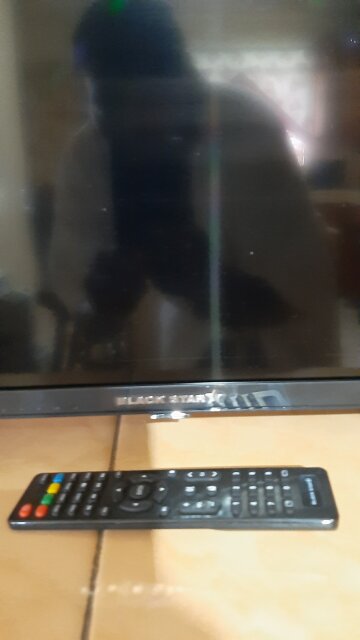 32 Inch TV For Sale