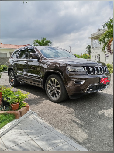 2017 Grand Cherokee Overland Limited Edition
