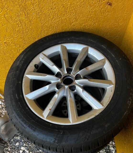 Rims And Tyres 17´ Like New