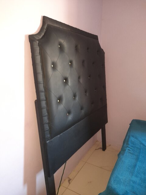 Leather Bed Head (Black)