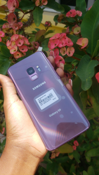 Samsung Galaxy S9 (New Still In Plastic)