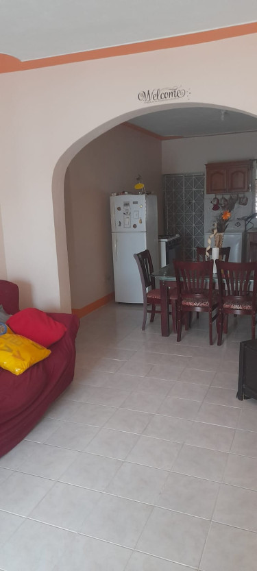 Furnished 1 Bedroom Apartment With Own Facilities.