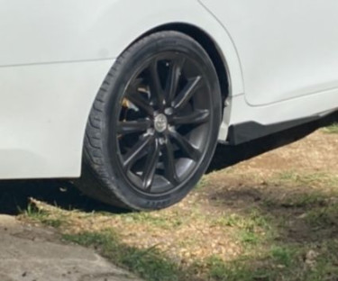 18 Inch Stock Rims And Tire