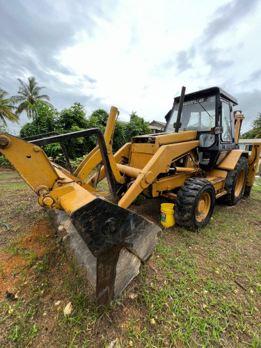 Caterpillar 428B Backhoe Loader