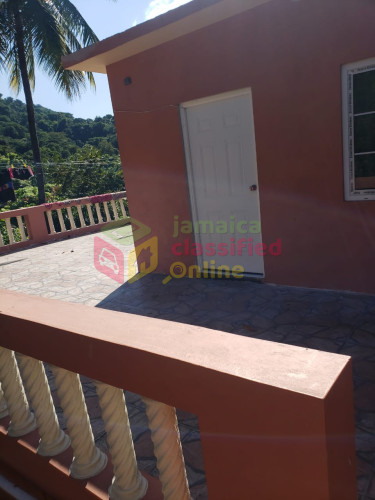 Private Rooms 38k Near UWI Utech & Papine