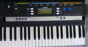 Yamaha PSR-E243 Premium Portable Keyboard