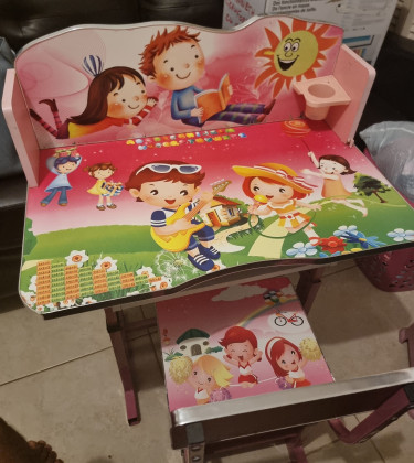 Toddler's Desk & Chair