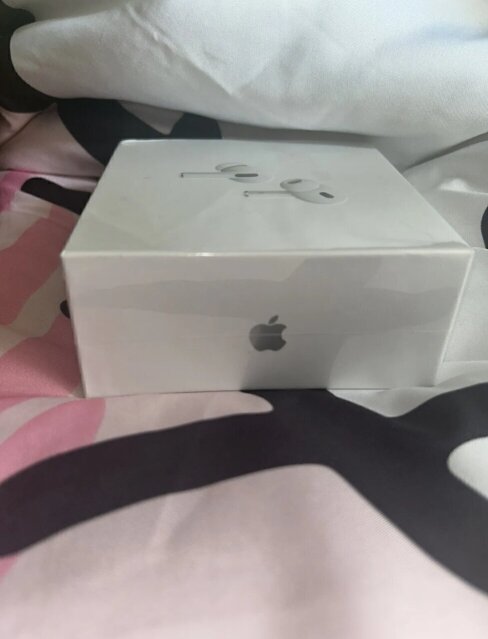 Genuine Bnib 2nd Gen Apple Airpods Pro