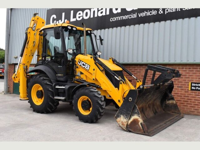 JCB 3CX BACKHOE LOADER