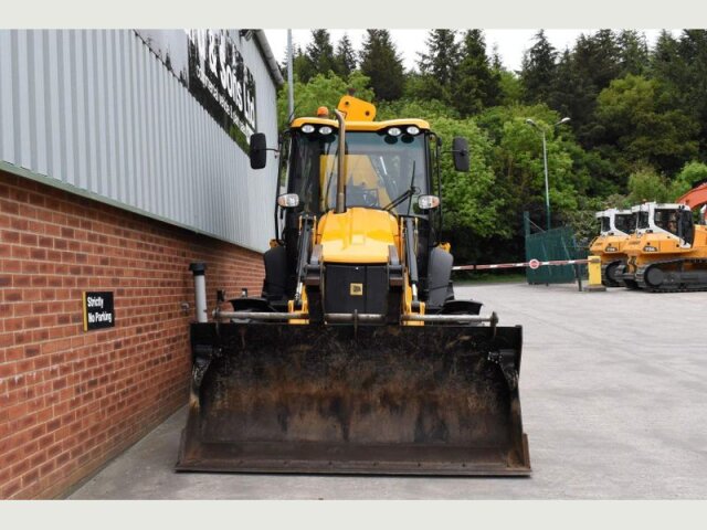 JCB 3CX BACKHOE LOADER