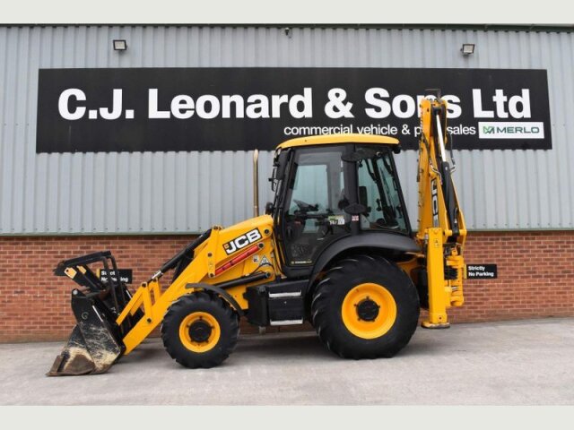 JCB 3CX BACKHOE LOADER