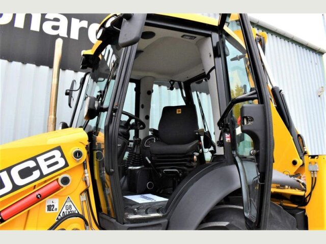 JCB 3CX BACKHOE LOADER