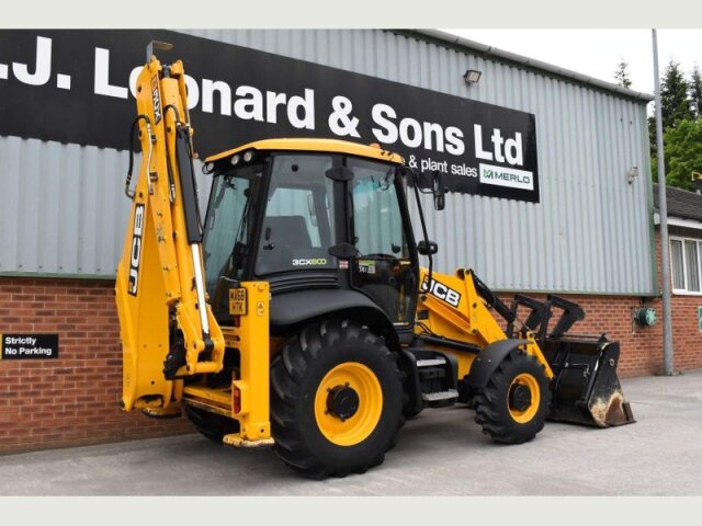 JCB 3CX BACKHOE LOADER