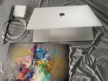 MacBook Pro 2019 |15inch| 16gb Ram, 256gb SSD $200