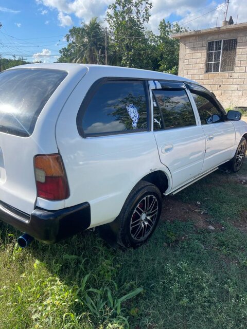 2000 Toyota Carolla