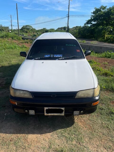 2000 Toyota Carolla