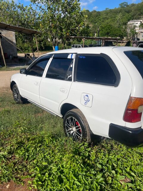 2000 Toyota Carolla